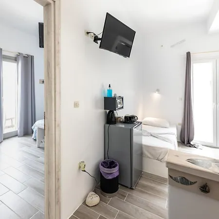 Madaky Hotel Náoussa